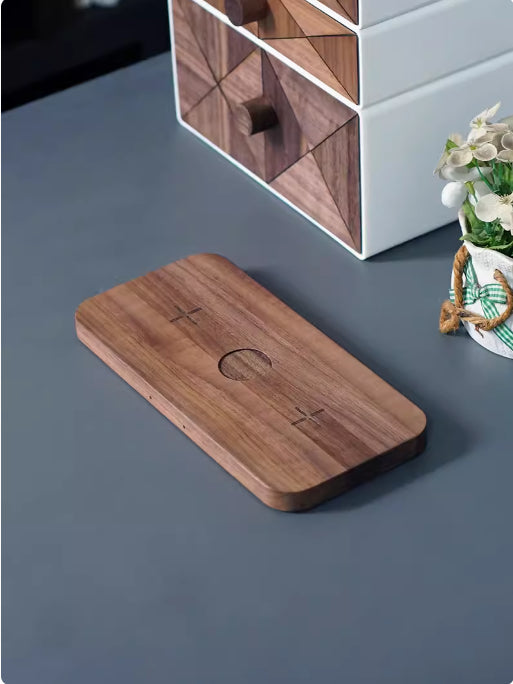 Piastra di Ricarica Wireless in Legno di Noce