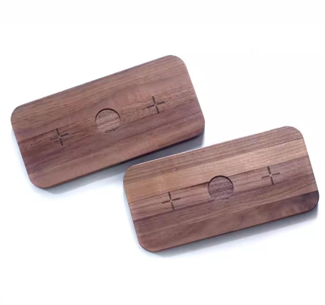 Piastra di Ricarica Wireless in Legno di Noce